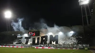 ABD0086_20150303 - GRAZ - STERREICH: Sturm Fanchoreographie whrend der tipico Bundesliga- Begegnung zwischen SK Puntigamer Sturm Graz und FK Austria Wien am Dienstag, 03. Mrz 2015, in Graz. - FOTO: APA/ERWIN SCHERIAU