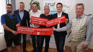 Neustart für die Gemeinderatswahlen (v.l.n.r.): Vizebürgermeister Gerald Hofer (Grafendorf), Landesparteiobmann Mario Kunasek, Bezirksparteiobmann Anton Kogler, Gemeinderat Herbert Lechner (Hartberg), Landesparteisekretär Stefan Hermann und Vizebürgermeister LAbg. Ewald Schalk (Bad Waltersdorf)
