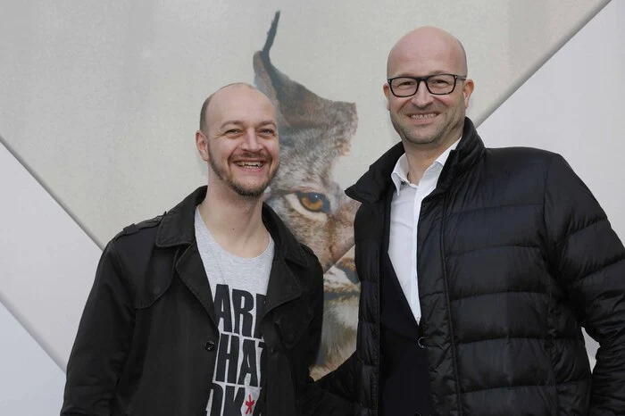 Opernredoute-Macher Bernd Pürcher, einst beim Vorgänger "Maria Magdalena" Stammgast, kam mit Partner Ingo - und freute sich über die Veränderungen.