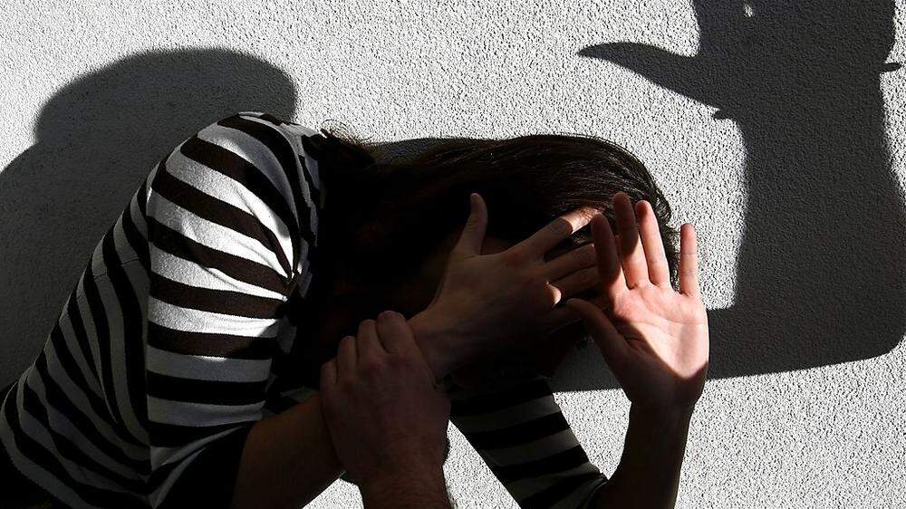 Mädchen wurde brutal vergewaltigt (Themenbild)