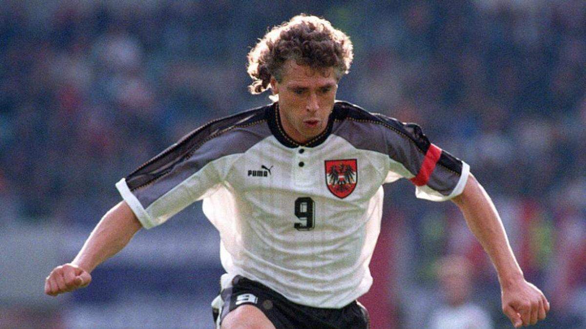 Toni Polster | Toni Polster in Aktion am 11. Oktober 1997 während des WM-Qualifikationsspieles gegen Weißrussland im Ernst Happel-Stadion in Wien