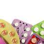 Kleine Pillen, große Debatte: immer häufiger greifen Frauen zu anderen Verhütungsmethoden. 