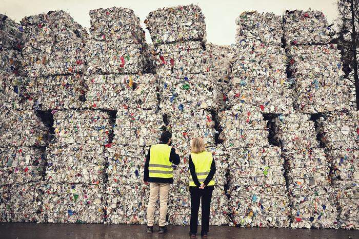 In Haimburg werden Zehntausende Tonnen Plastikmüll wieder in Granulat verwandelt. Als Kunststoffrezyklat gelangen sie zurück in den Handel