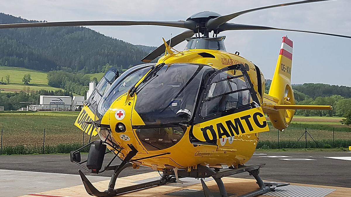 Der Hubschrauber C17 brachte das Mädchen ins LKH Graz