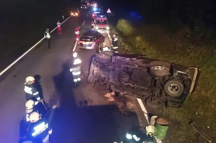 Es kam zu einem Unfall.