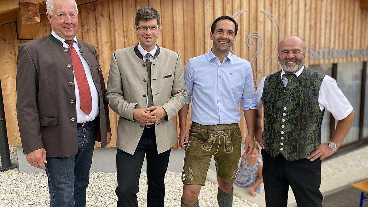 Von links: Obmann Adolf Schrittesser, Landesrat Martin Gruber, Bürgermeister Peter Grabner und Anton Engl-Wurzer