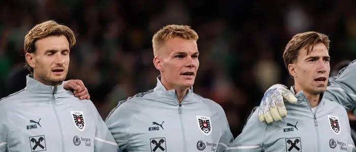 Österreich, ein Land der Verteidiger? Stefan Posch, Philipp Lienhart, David Affengruber und Co. lassen Franzobel einwerfen, dass man über eine neue Zeile der Bundeshymne nachdenken könnte