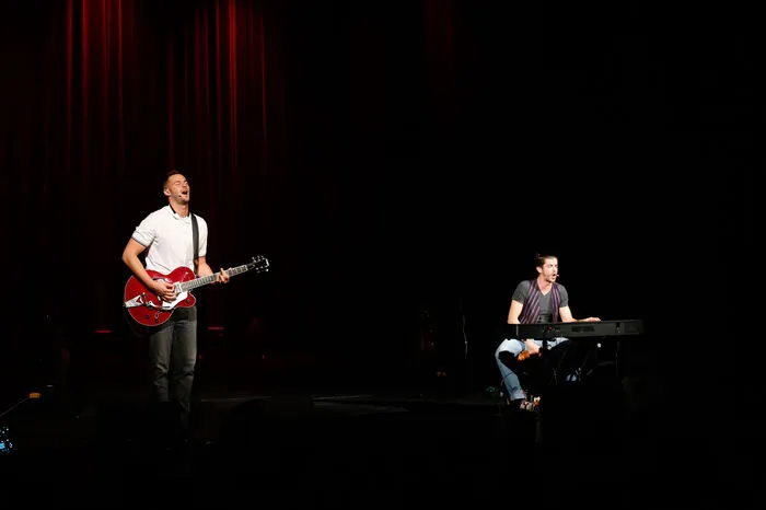 ... Live, wie beim Auftritt Dienstagabend im Orpheum Graz, bieten der Steirer und der Wiener aber viel mehr: Sie necken sich einen Abend lang ...