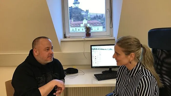 Michael im Gespräch mit Daniela Grabovac von der Antidiskriminierungsstelle