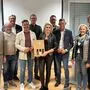 Obmann Karl Kräuter (links), der Vorstand und Vertreter der Gemeinde dankten GF Nicole Malle (Mitte) für ihre Tätigkeit