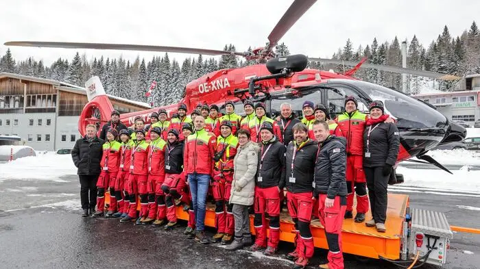 Am Freitag nahm der neue Notarzthubschrauber der ARA Flugrettung seinen Dienst am Nassfeld auf. 