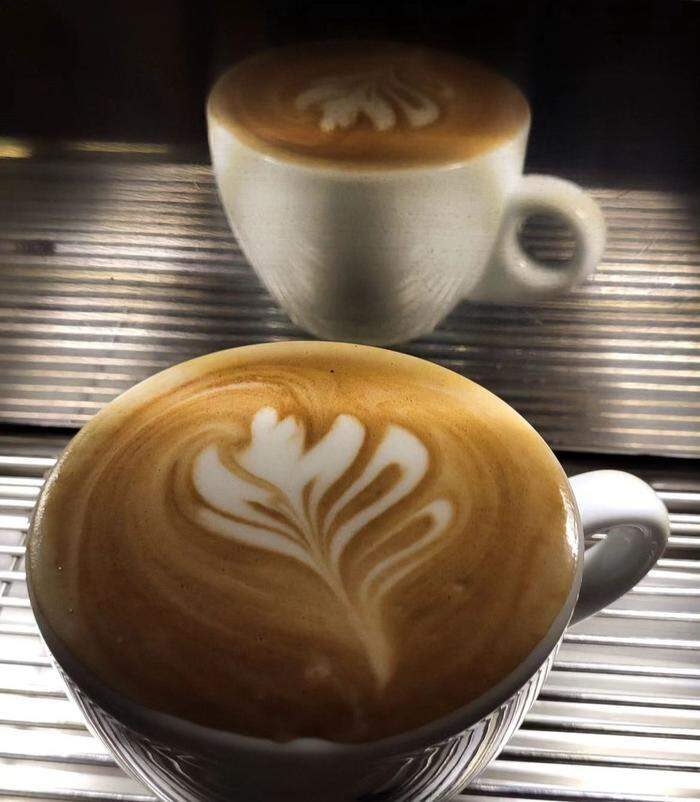 „Latte Art“, die kreative Gestaltung des Milchschaums mit Motiven