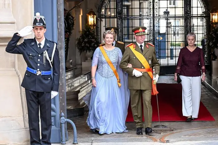 Prinz Guillaume und seine Frau Stéphanie übernehmen das Zepter.