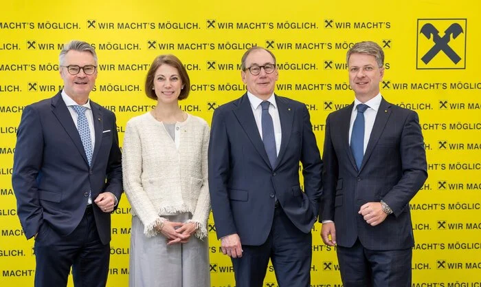 RLB-Vorstandsquartett: Rainer Stelzer, Ariane Pfleger, Martin Schaller und Florian Stryeck