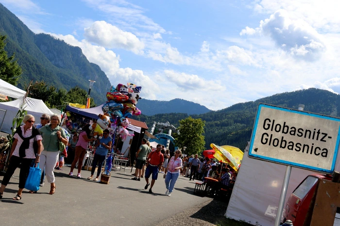 Bürgermeister Bernard Sadovnik sprach von einem großen Erfolg für die gesamte Region. Globasnitz präsentierte sich in neuem Glanz.