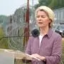 President of European Commission Ursula von der Leyen speaks to journalists as she and Polish Prime Minister Donald Tusk (not in picture) visit the fence at the Poland/Belarus border on August 25, 2025 in Krynki, eastern Poland. (Photo by JANEK SKARZYNSKI / AFP)