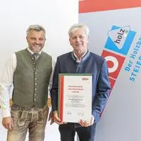 Reinhard Hansmann, Landesinnungsmeister Holzbau aus Oberwölz, und Unternehmer Gottfried Guster