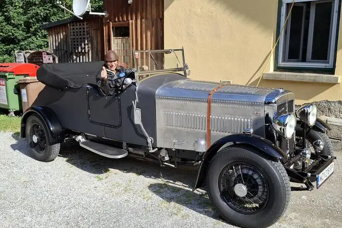 Vom Moped bis zum Motorrad, von betagten Traktoren bis zum historischen Rallye-Auto wurde den Besuchern ein breites Spektrum durch alle Kategorien geboten.