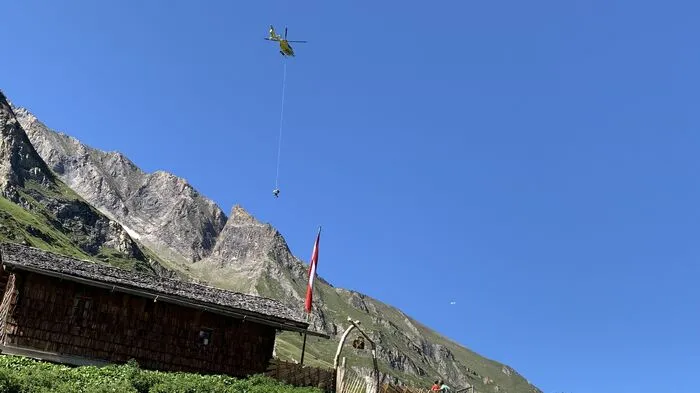 Beim Abgang der Steinlawine oberhalb der Kapruner Stauseen wurde ein Wanderer getötet und zwei weitere verletzt.