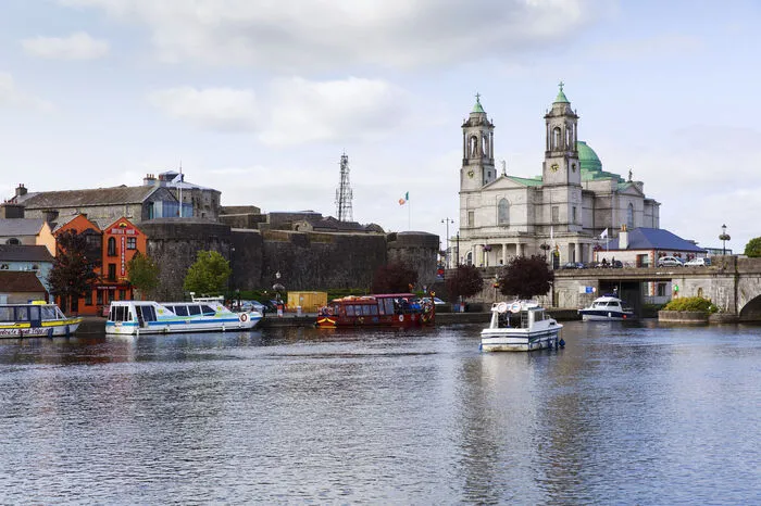 Athlone: Die Stadt am Fluss Shannon gilt als geografischer Mittelpunkt Irlands.