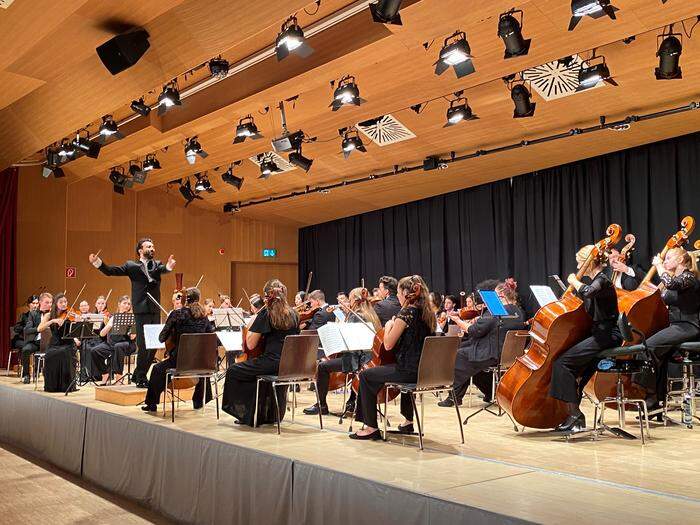 Prunkvolles Abschlusskonzert der Neuen Philharmonie Münschen