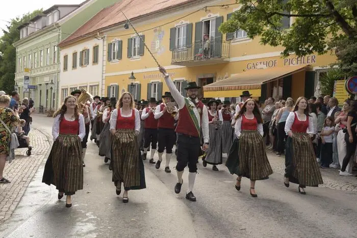 Schleimer bedankte sich vor allem bei den Mitgliedern der Marktmusikkapelle Bad Waltersdorf unter Obmann Markus Rath für die hervorragende Organisation dieses Bezirksmusikerfestes.
