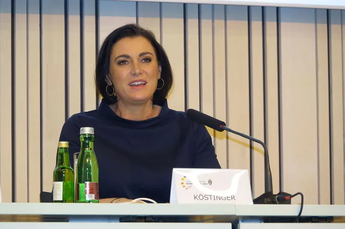 Ministerin Elisabeth Köstinger