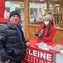 Unsere Promotion-Mitarbeiterin Moana Weissenbach fragt in allen Regionen nach - in Villach auch bei Walter Wieser: Welchen Begriff verbinden Sie mit der Kleinen Zeitung? 