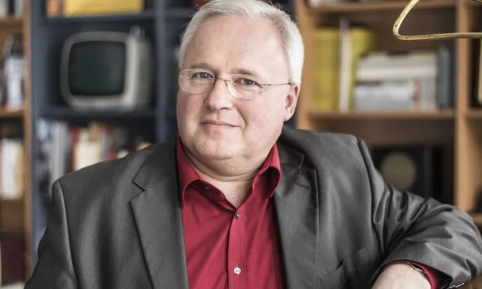 Heinz M. Fischer, Institut Journalismus und Public Relations (PR) 