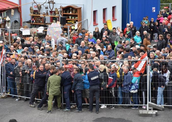 Fetzenmarkt der FF Freßnitz in Krieglach