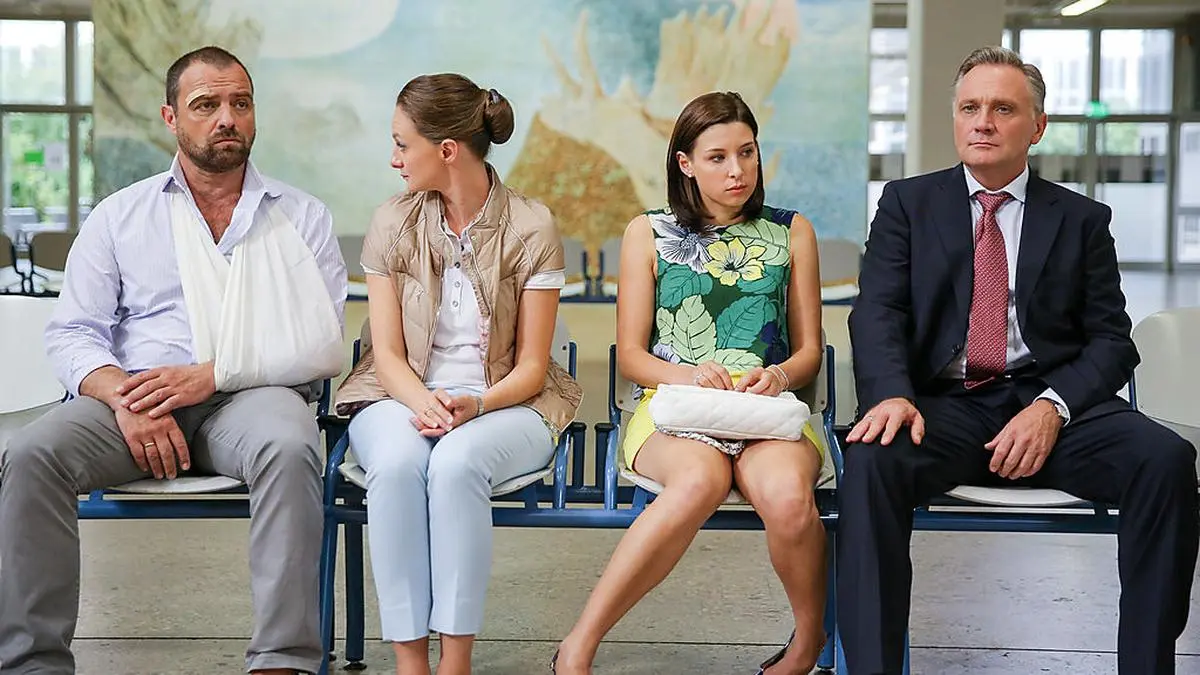 "Vorstadtweiber" mit Juergen Maurer, Gerti Drassl , Martina Ebm, Bernhard Schir  