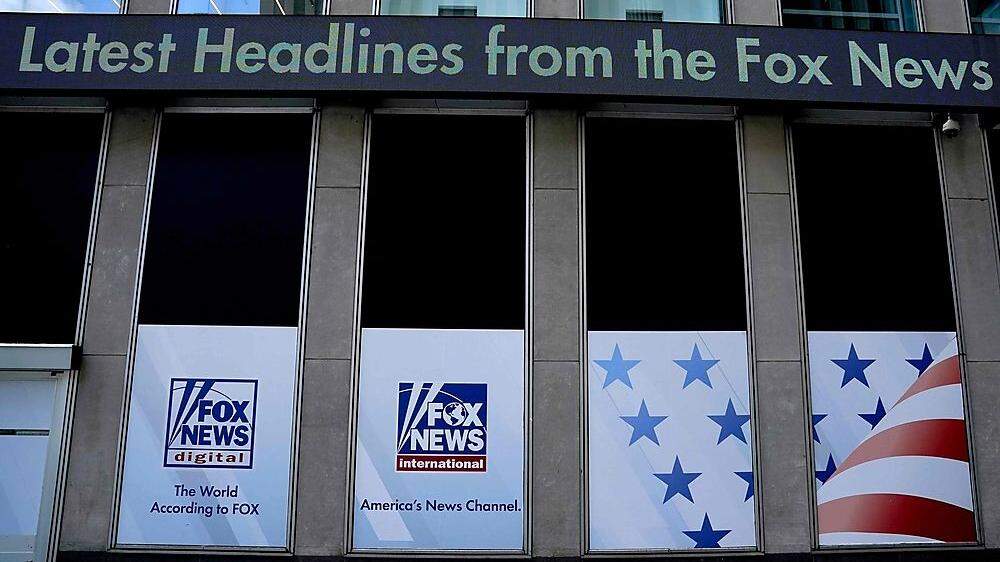 Fox News muss fast 790 Millionen Dollar Strafe zahlen