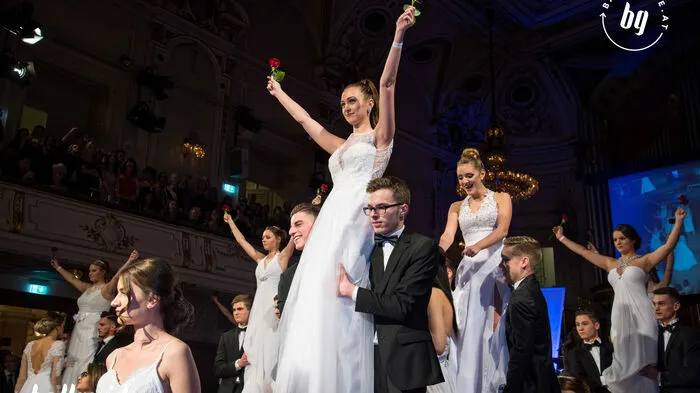 Im Grazer Congress veranstalteten die Schüler der HAK Grazbachgasse ihren Maturaball. "The Royals - Abgang der Königsklassen" war das Motto des Abends. Königlich wurde dann auch bis in die Morgenstunden gefeiert.