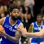 GRAZ,AUSTRIA,18.MAY.24 - BASKETBALL - Superliga, play off final, UBSC Graz vs Gunners Oberwart. Image shows Kris Monroe (Oberwart) and Avery Diggs (Graz). Photo: GEPA pictures/ Mario Buehner-Weinrauch