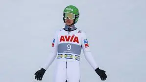 Kacper Tomasiak stürzte in der Qualifikation am Sonntag mit der Nummer eins schon im Auslauf 