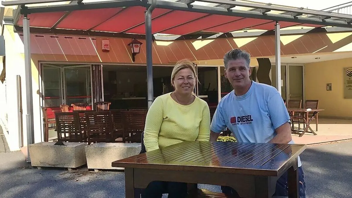 Astrid und Mario Struger bringen derzeit ihr neues Lokal in Schuss. Die Eröffnung soll es Anfang November geben