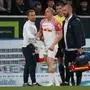 Xaver Schlager 24, RB Leipzig muss verletzt vom Platz 03.05.2024, Fußball, 1. Bundesliga, TSG 1899 Hoffenheim - RB Leipzig, 32. Spieltag, Saison 2023/24, PreZero Arena, Sinsheim, Deutschland, zmdz, ** DFB & DFL regulations prohibit any use of photographs as image sequences and/or quasi-video. ** TSG 1899 Hoffenheim - RB Leipzig *** Xaver Schlager 24, RB Leipzig must leave the pitch injured 03 05 2024, Football, 1 Bundesliga, TSG 1899 Hoffenheim RB Leipzig, Matchday 32, Season 2023 24, PreZero Arena, Sinsheim, Germany, zmdz, DFB DFL regulations prohibit any use of photographs as image sequences and or quasi video TSG 1899 Hoffenheim RB Leipzig