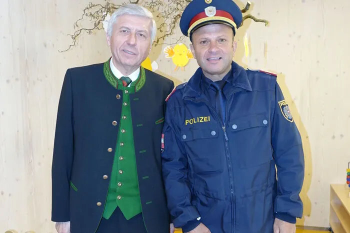 Als Gäste waren auch Bezirkshauptmann Waöter Kreutzwiesner und Polizei-Postenkommandant Helmut Leitner mit dabei.