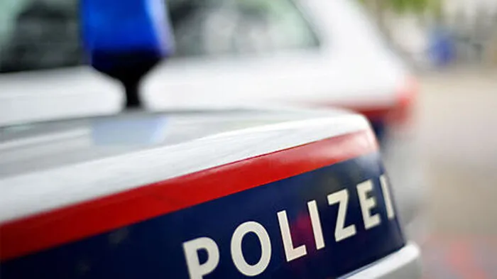 An beiden Fahrzeug entstand erheblicher Sachschaden