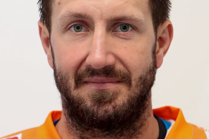Name: Sven KlimbacherPosition: VerteidigerLetzter Verein: Vienna Capitals