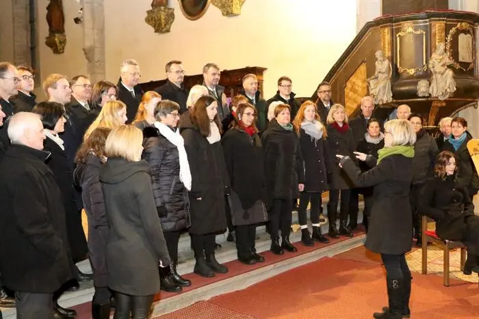 Mit dem Gewinner der „Großen Chance der Chöre 2016“, der  Sängerrunde Pöllau (Leitung Monika Lauchard) ,,,  