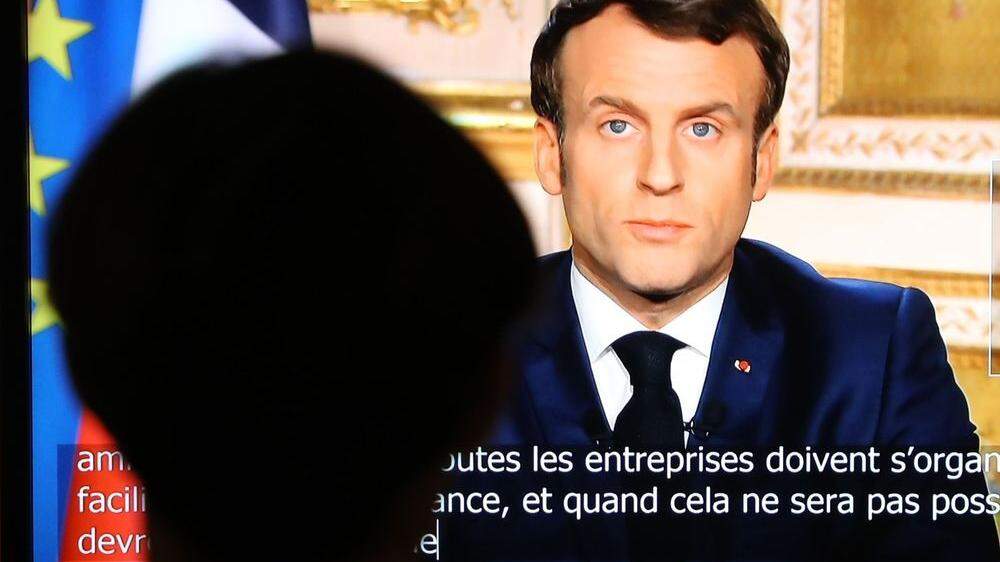 Macrons Ansprache im französischen Fernsehen 
