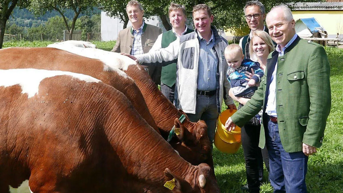 Franz Tonner, Andreas Steinegger, Andreas Kühberger, Georg Strasser, Brigitte Kühberger, Hans Seitinger (von links)