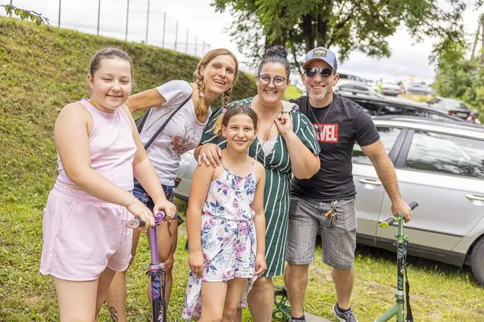 Traktor und Oldtimertreffen Schiefling am See Juni 2024