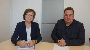 Margarete Hartinger vom AMS und Christian Sommerbauer von der Wirtschaftskammer