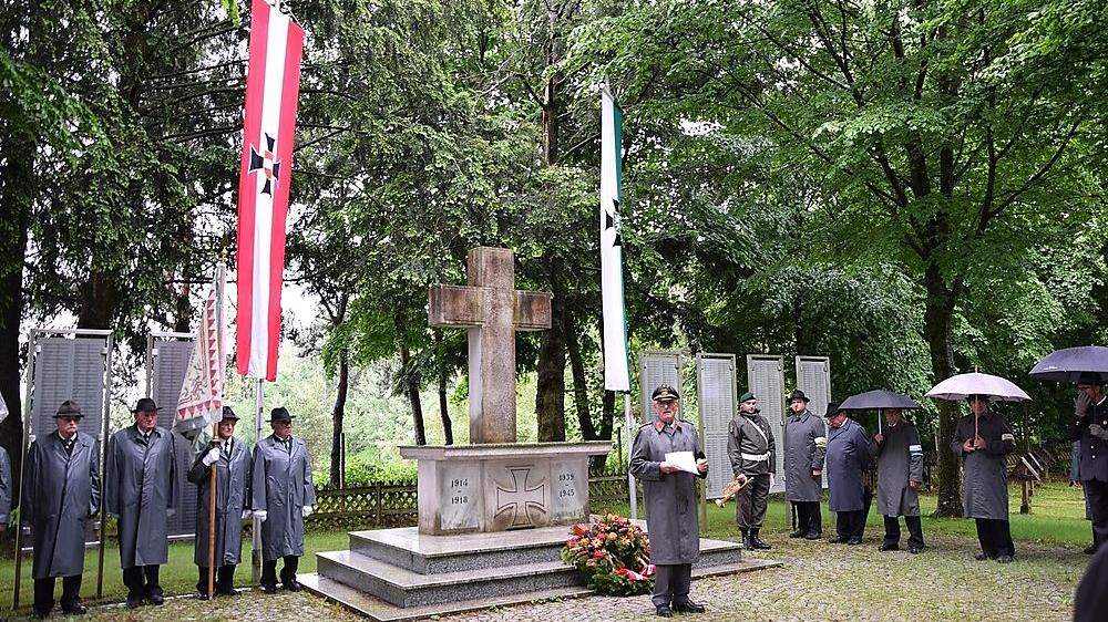 Am Soldatenfriedhof in Lang haben 1670 Soldaten ihre letzte Ruhestätte gefunden