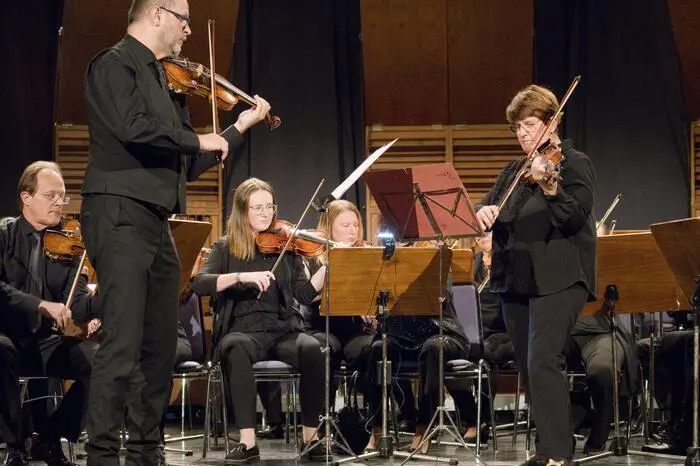 Ein besonderer Höhepunkt des Abends war Vivaldis Konzert für zwei Violinen und Streicher.