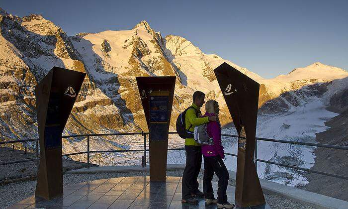 Auftakt mit Aussicht: Der Alpe-Adria-Trail startet direkt bei der Pasterze.