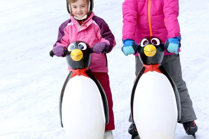 Besonders die Kleinen nehmen das Gratis-Eislaufangebot gerne an. 