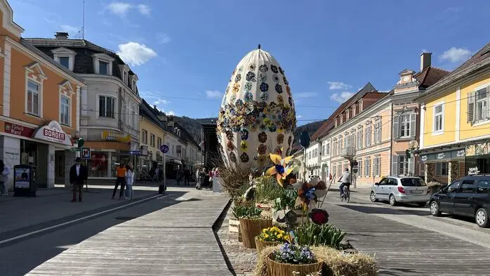 Eine bunte Blütenpracht findet sich auf dem diesjährigen Deutschlandsberger Riesenosterei